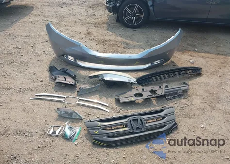 2013 Honda Odyssey Touring/Touring Elite z USA, uszkodzony, nr VIN 5FNRL5H95DB035526